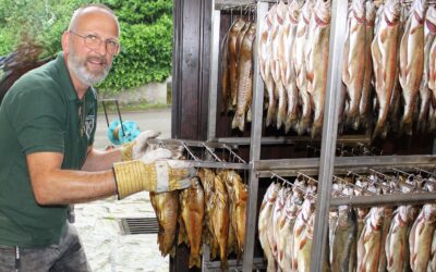 RÄUCHERFISCH-VORVERKAUF